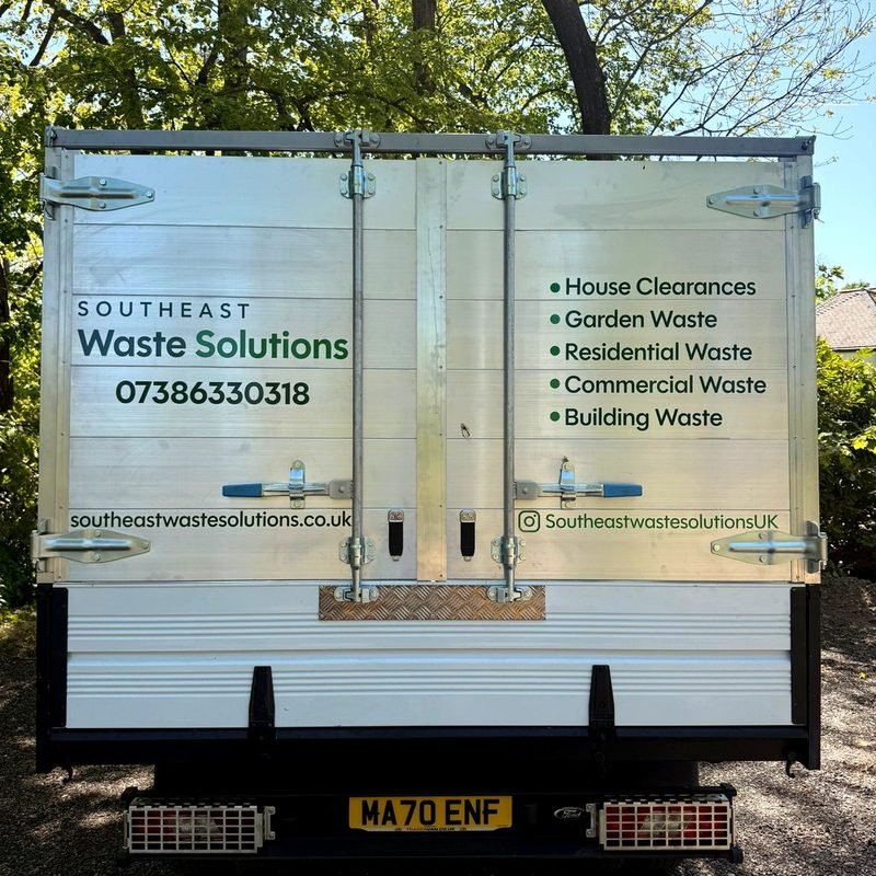 Southeast Waste Solutions truck - 07386330318